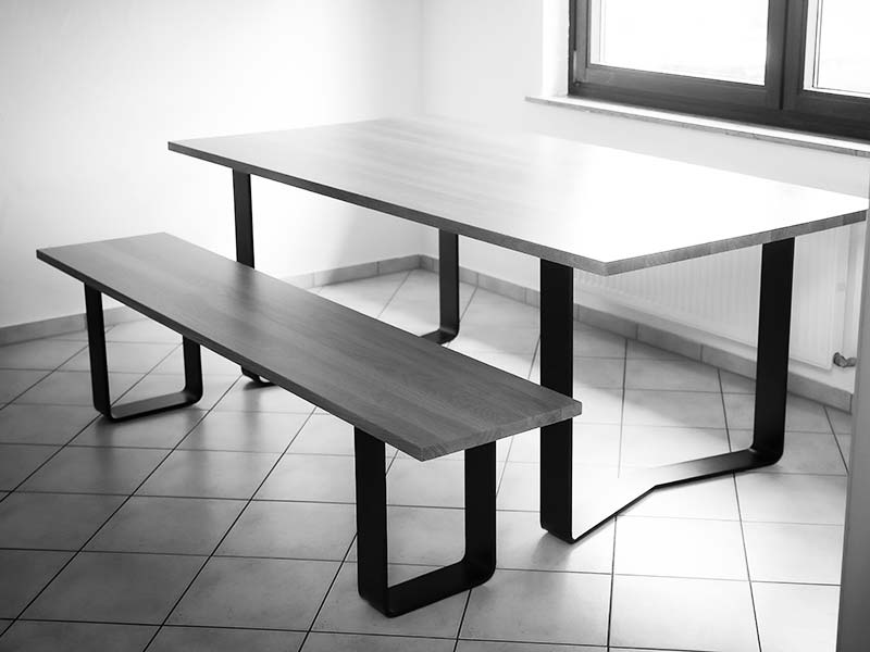 Tisch-800x600-1Y1A9400